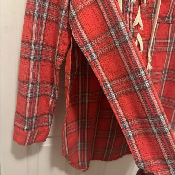 POL Oversized Lace Up Tunic - Picture 4 of 7